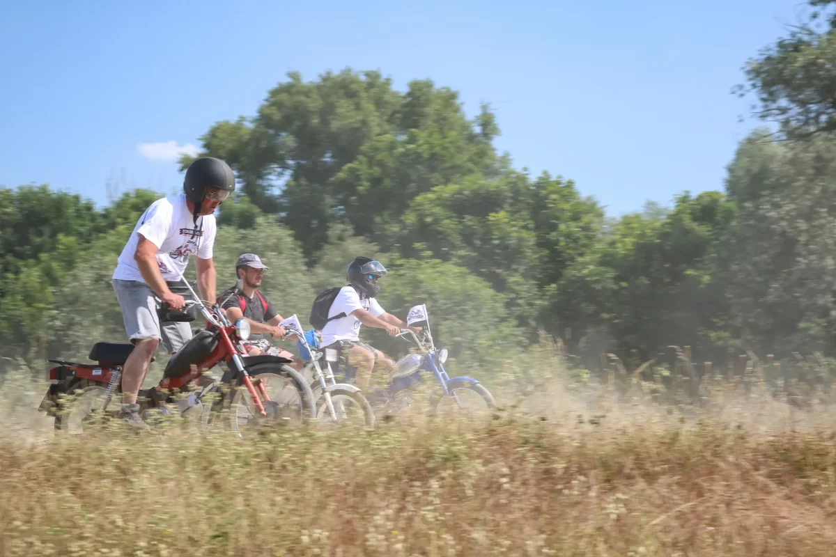 IV Tomosijada – OFF ROAD avantura! trava